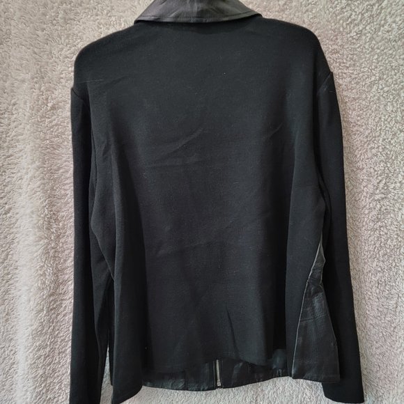 Nygard - Beautiful Black Leather/ Sweater Jacket with Floral Sequin Decoration - Picture 6 of 7